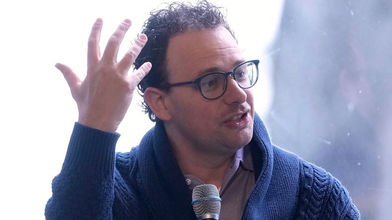 AI巨头陷版权风暴,免费的“数据盛宴”即将散场?